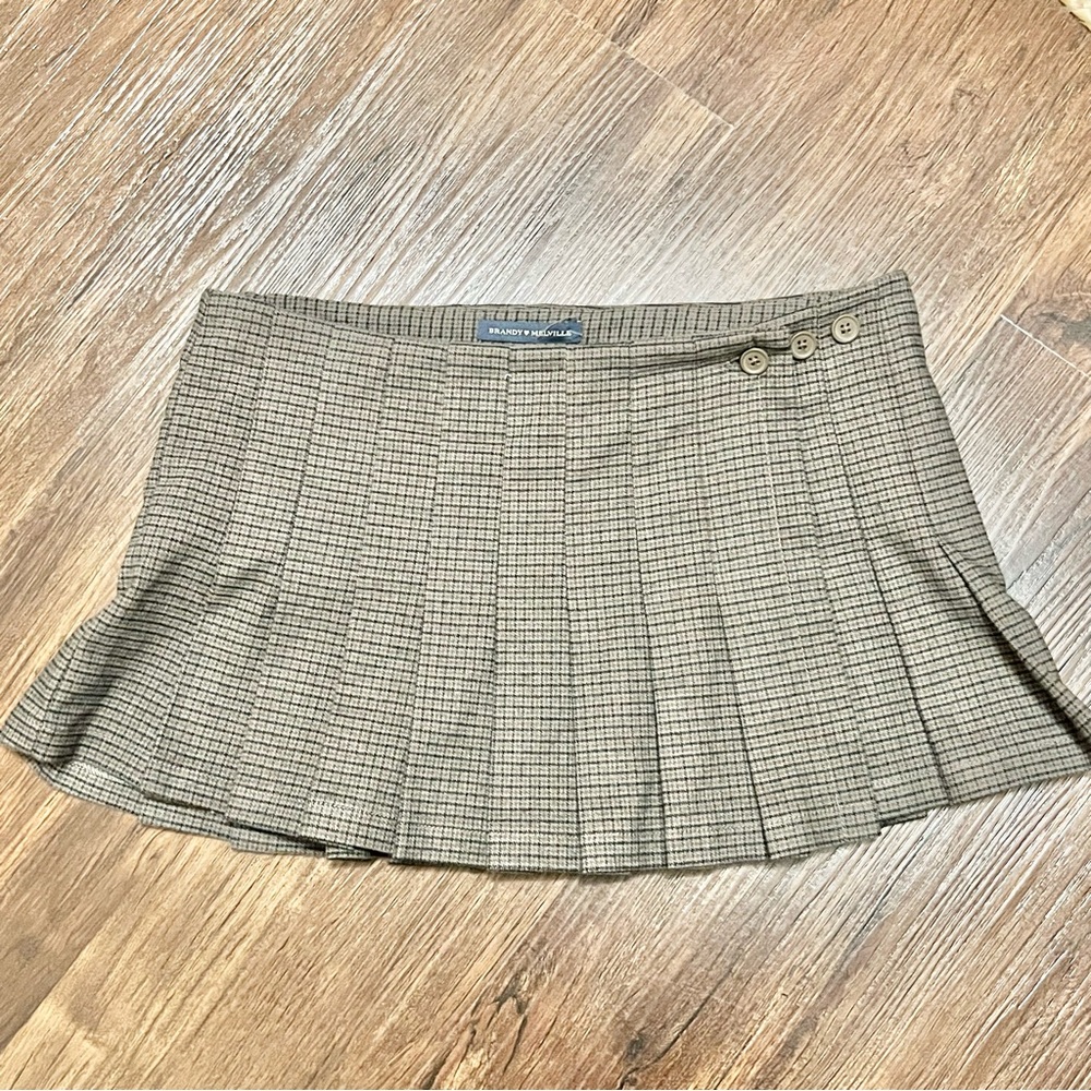 Brandy Melville Checkered Pleated Skirt